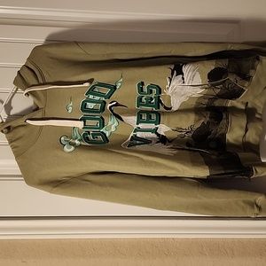 Blind Rooster Good Vibes Nature Crewneck Sweatshirt tan large adult